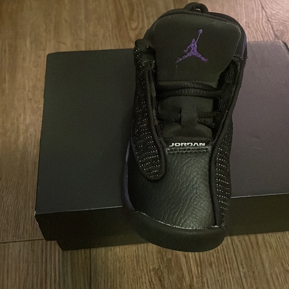 Jordan retro 13 (toddler) - Picture 5 of 6